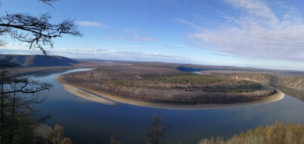 黑龙江冬日暖阳下的冰雪美景
