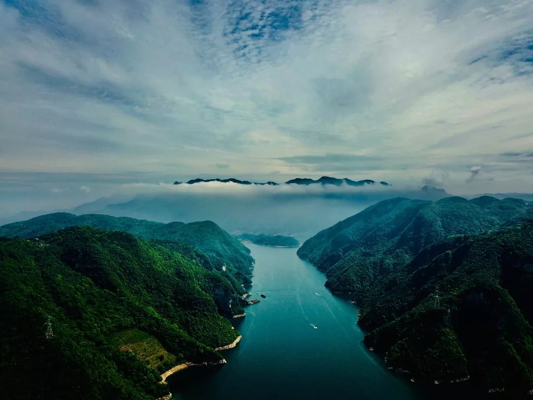 湖北之声，湖北播音稿精选集