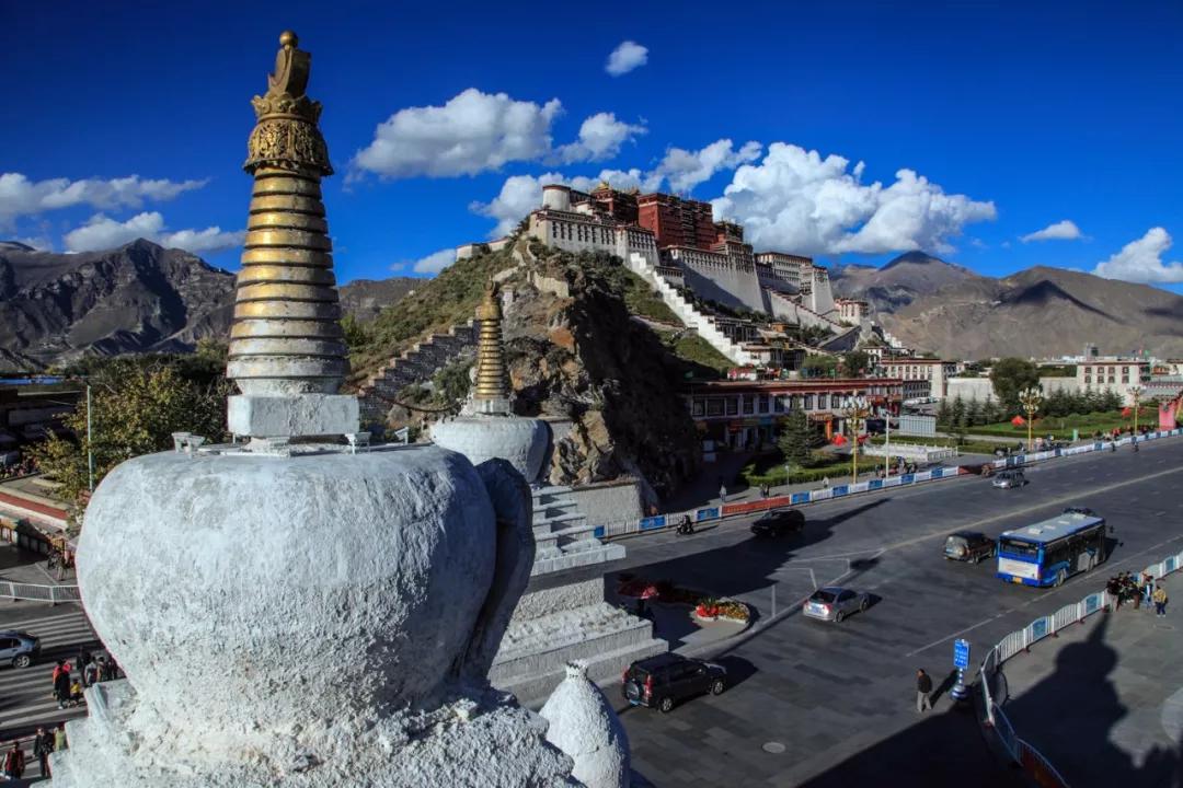 拉萨藏风古巷，探寻拉萨小巷特色小店之旅